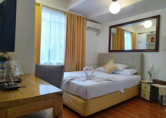 Herberg Makati Riverside
